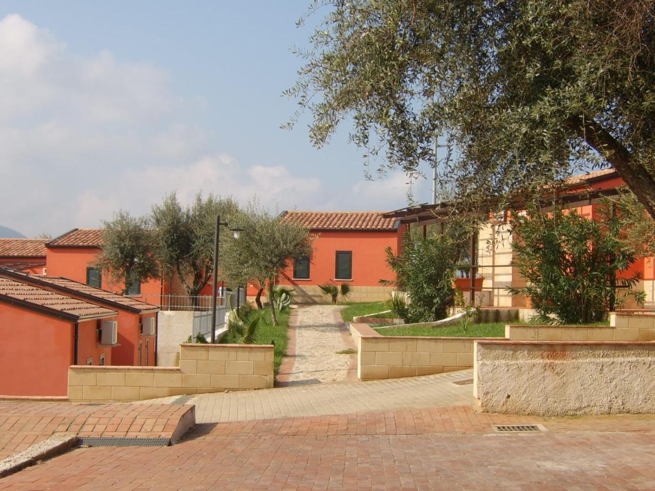 Residenza Mediterranea Цамброне Экстерьер фото
