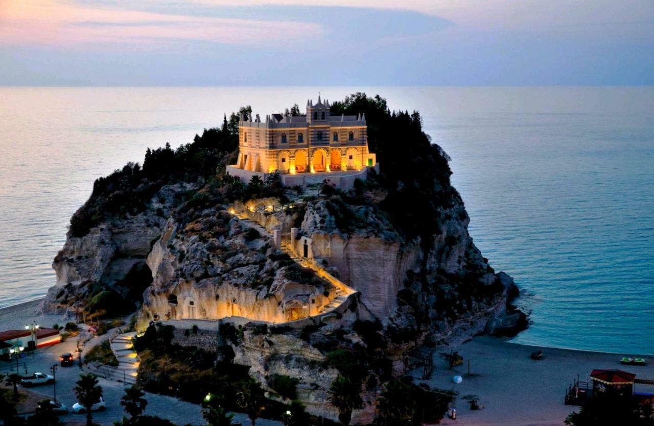 Residenza Mediterranea Цамброне Экстерьер фото