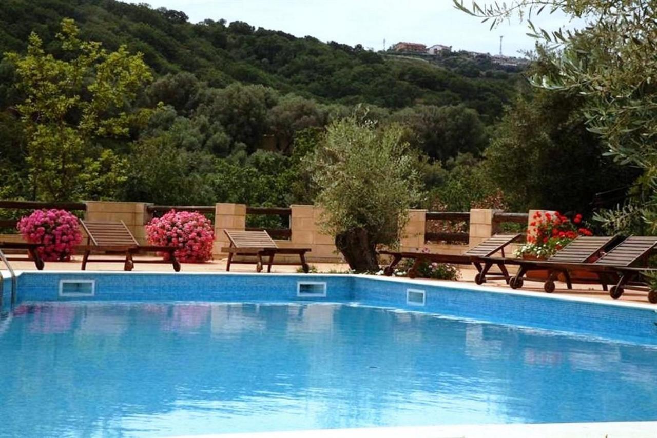 Residenza Mediterranea Цамброне Экстерьер фото